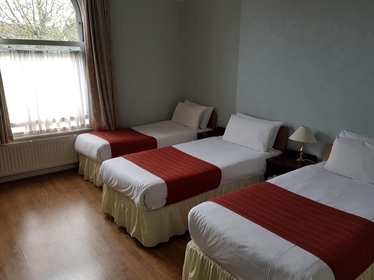 Forest View Hotel Londen Buitenkant foto